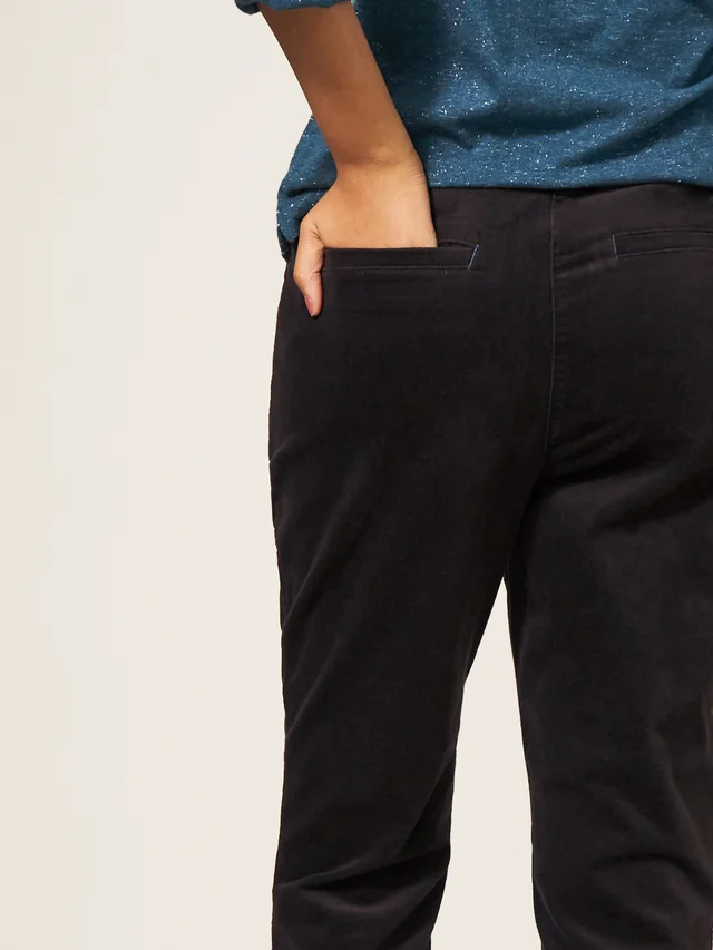 White Stuff Savannah Velvet Trouser - Pure Blk