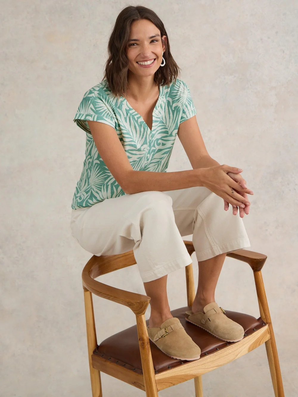 Nelly T-Shirt mit Keilausschnitt - Teal Pr - 46 Image 1