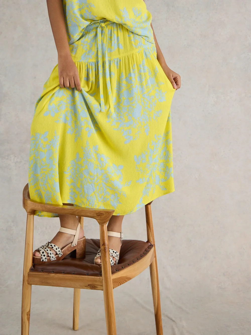 Jupe midi Seema en viscose écologique - Yellow Pr - 52 Image 1