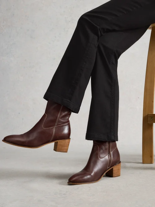 Jean Bootcut Harriet - Blk Denim - 52/R Image 3