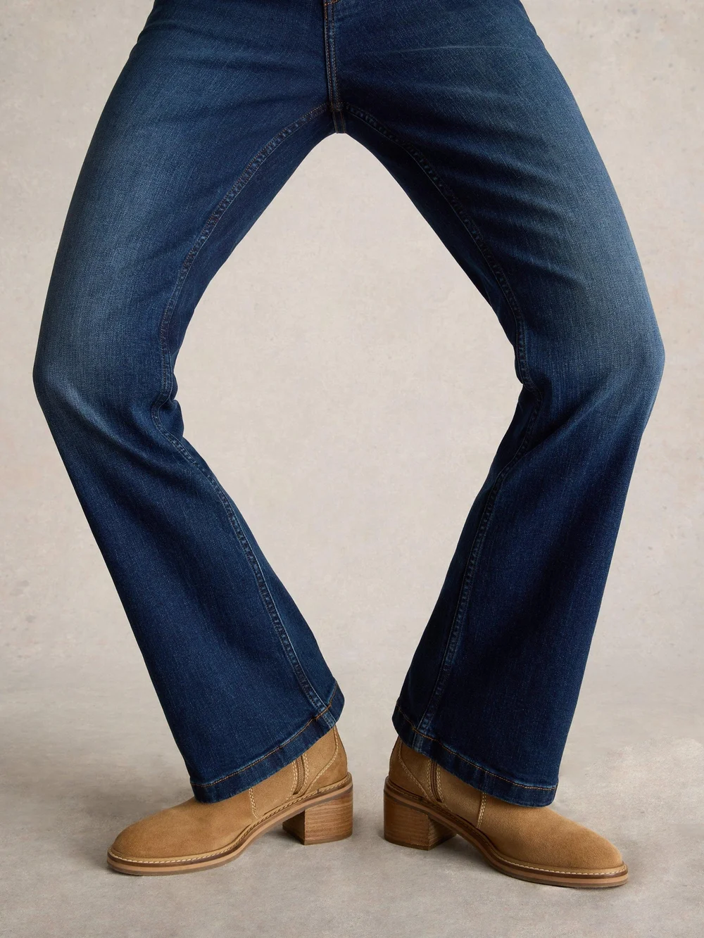 Jean Bootcut Harriet - Mid Denim - 52/R Image 1