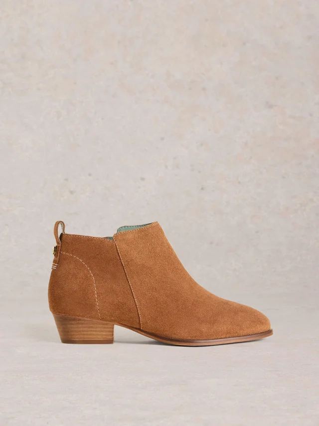 Bottines en daim à large coupe