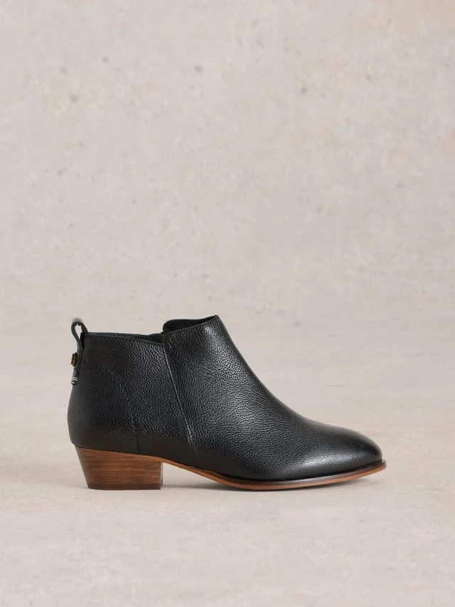 Bottines En Cuir À Large Coupe