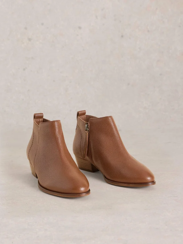 Bottines En Cuir À Large Coupe