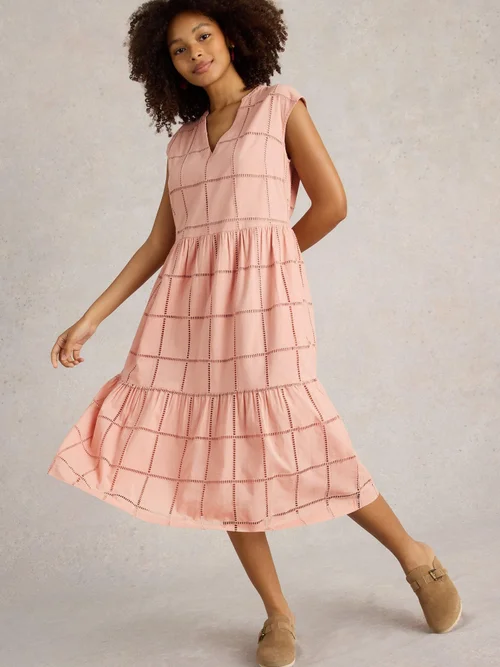 Robe Fleur Broderie - Dus Pink - 52 Image 1