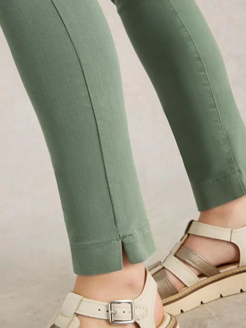 Janey Crop Jegging - Mid Green - 52/S Image 3