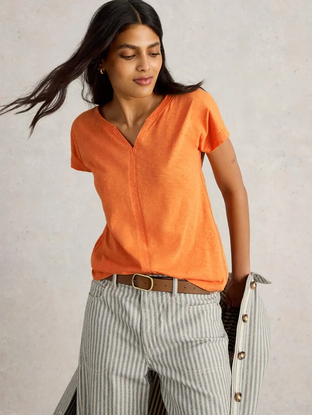 T-Shirt À Encolure En V Nelly