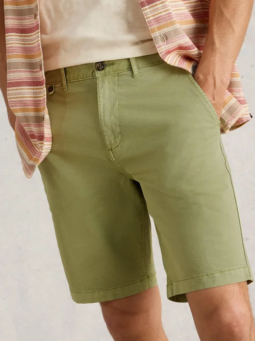 Chino-Shorts aus Bio-Baumwolle - Lgt Green - 38/R Image 1