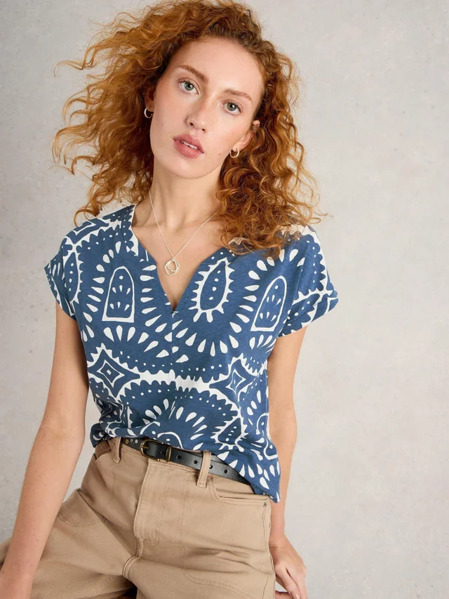 T-Shirt À Encolure En V Nelly