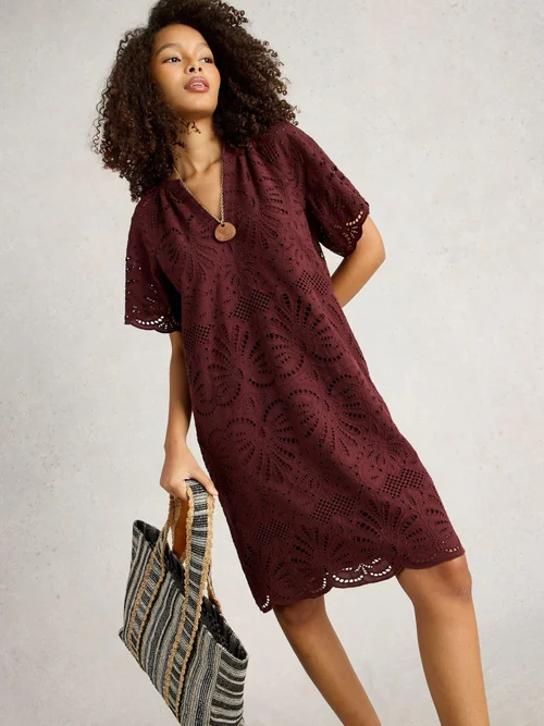 Robe Lindsay Broderie - Dk Red - 52/R Image 3