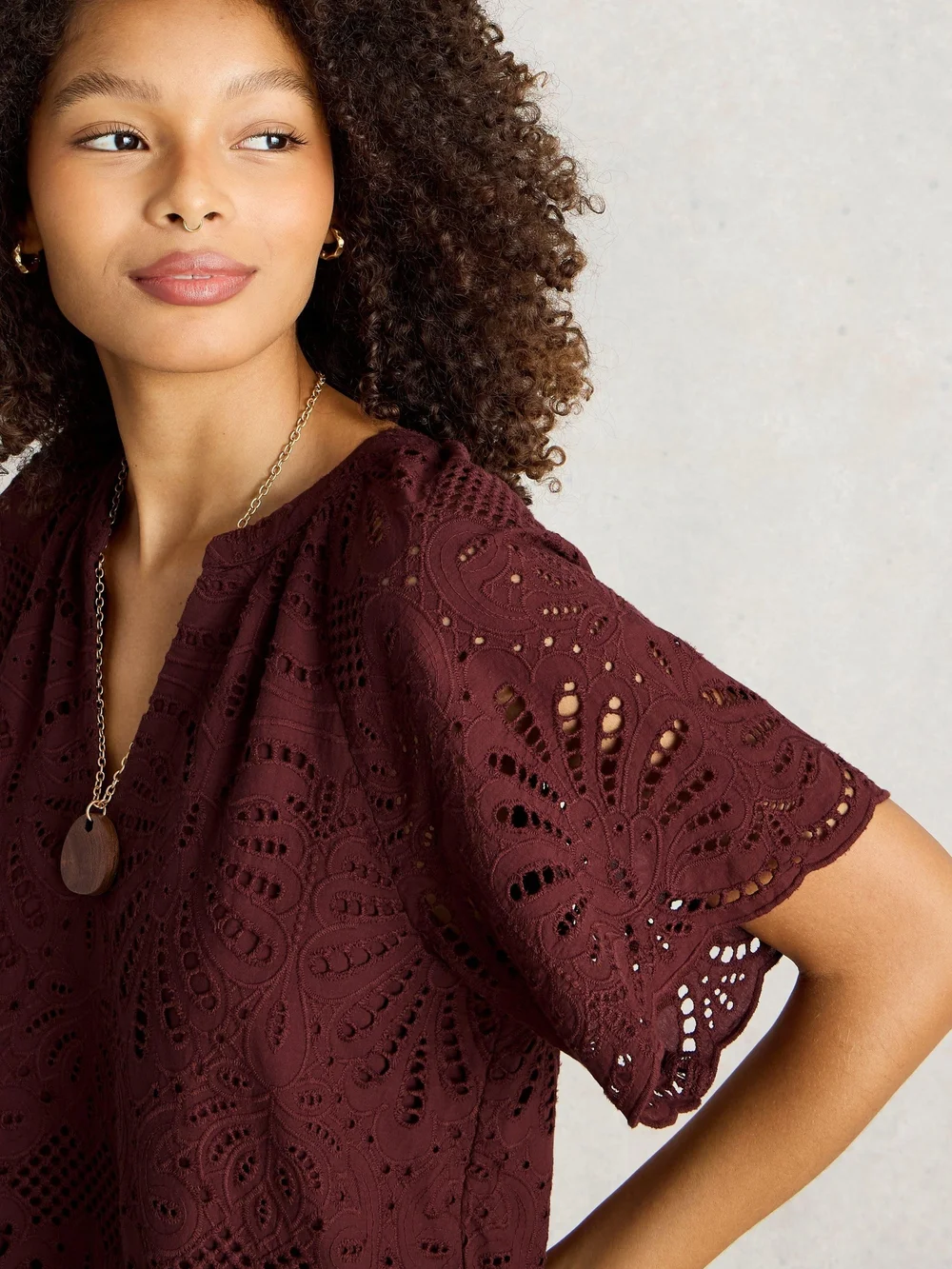 Robe Lindsay Broderie - Dk Red - 52/R Image 1