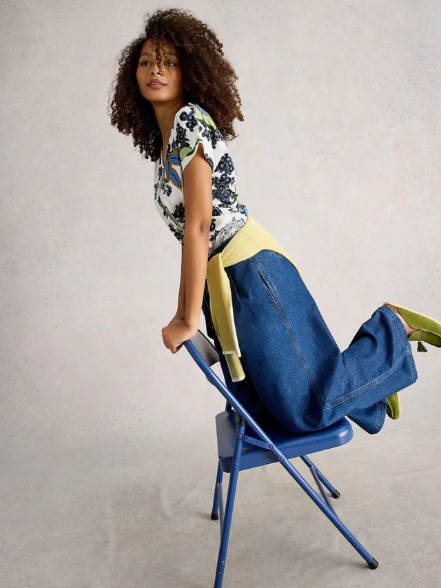 T-Shirt À Encolure En V Nelly