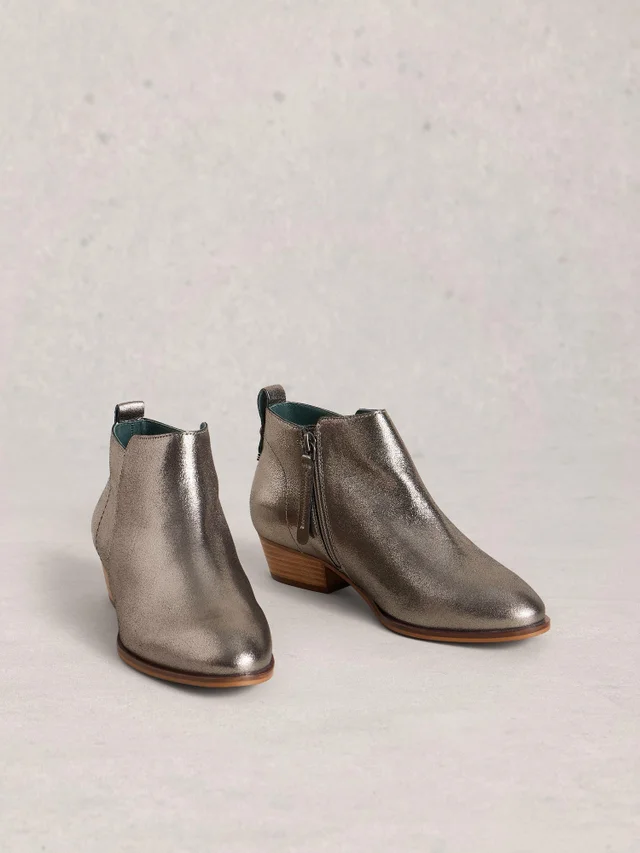 Bottines En Cuir À Large Coupe