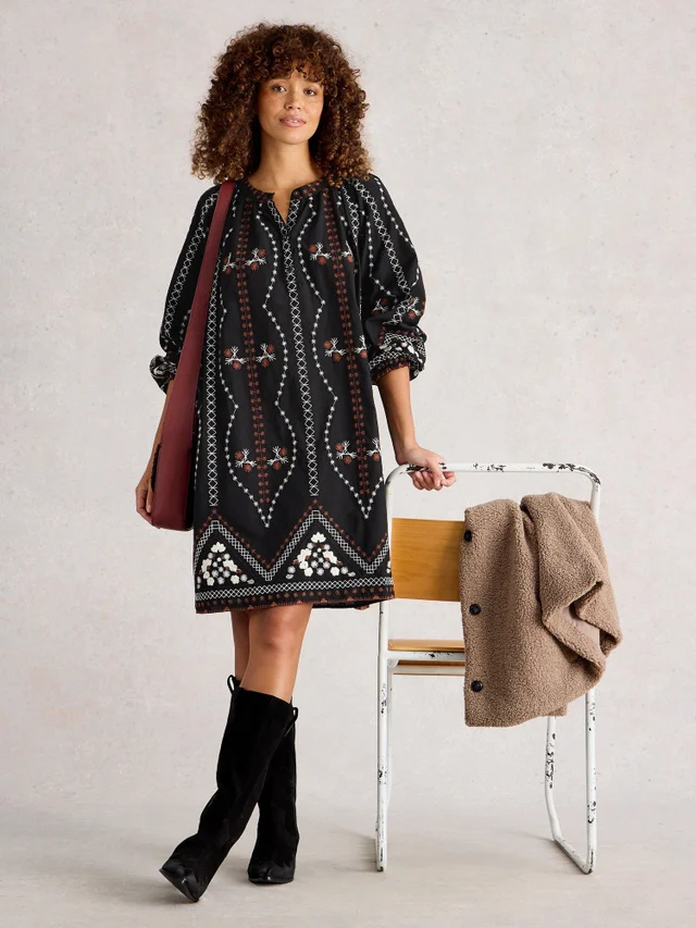 Robe Brodée Aurora