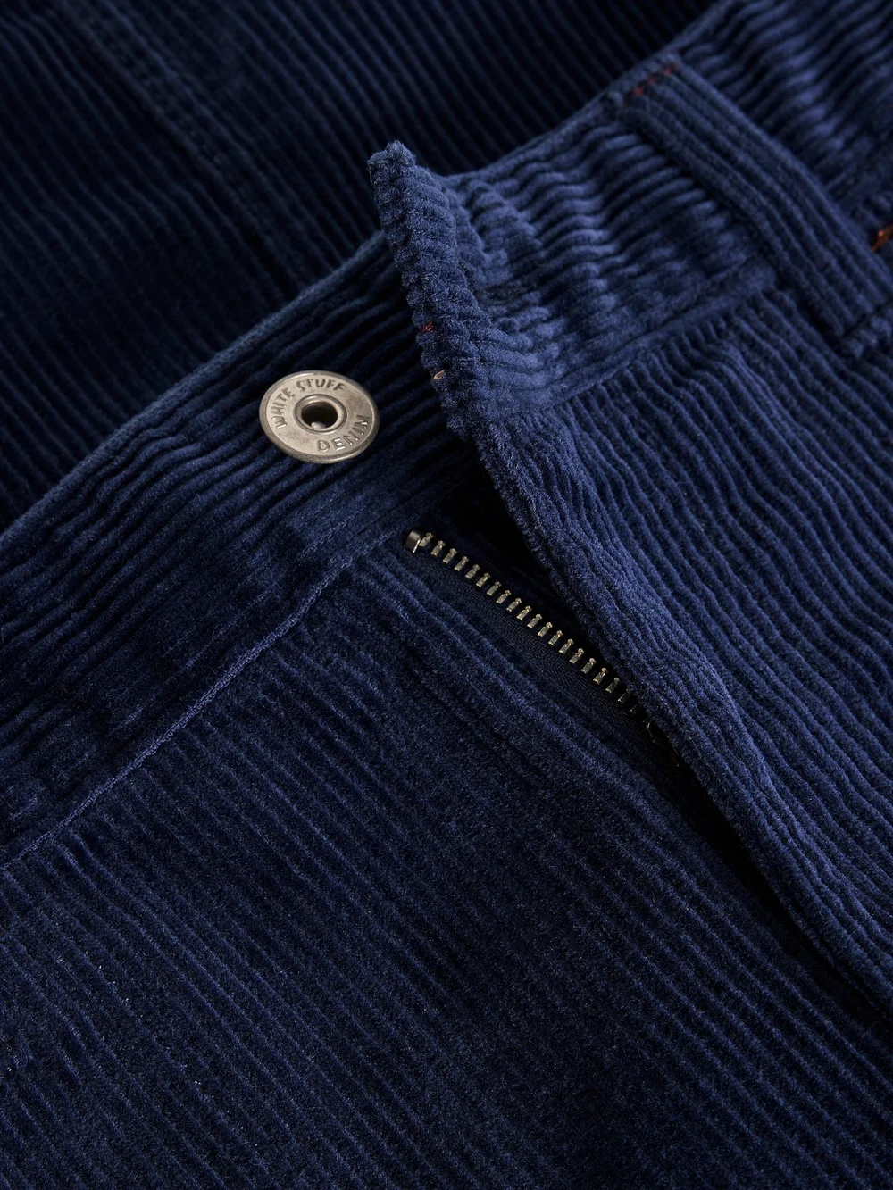 Jupe maxi en velours côtelé avec ceinture élastique et patte de Jupe maxi en velours côtelé avec ceinture élastique et patte de