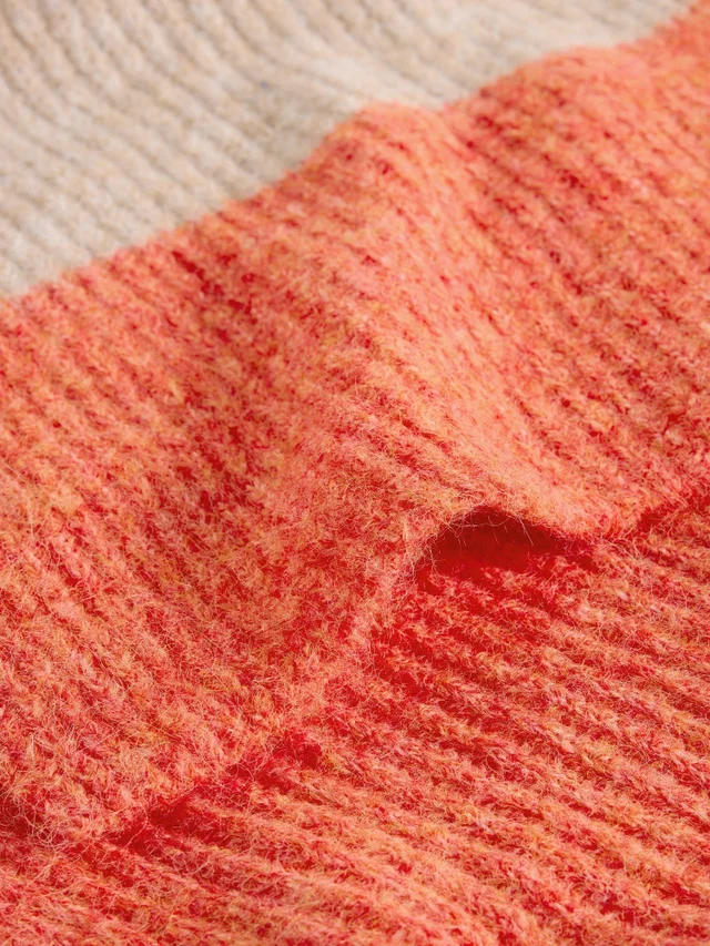 Écharpe tricotée à blocs de couleur