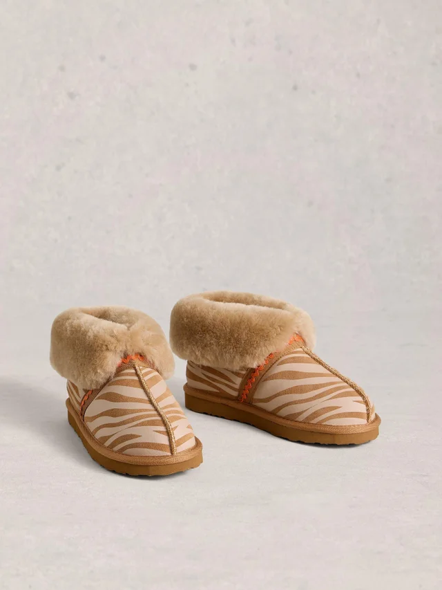 Bottines en daim et peau lainée