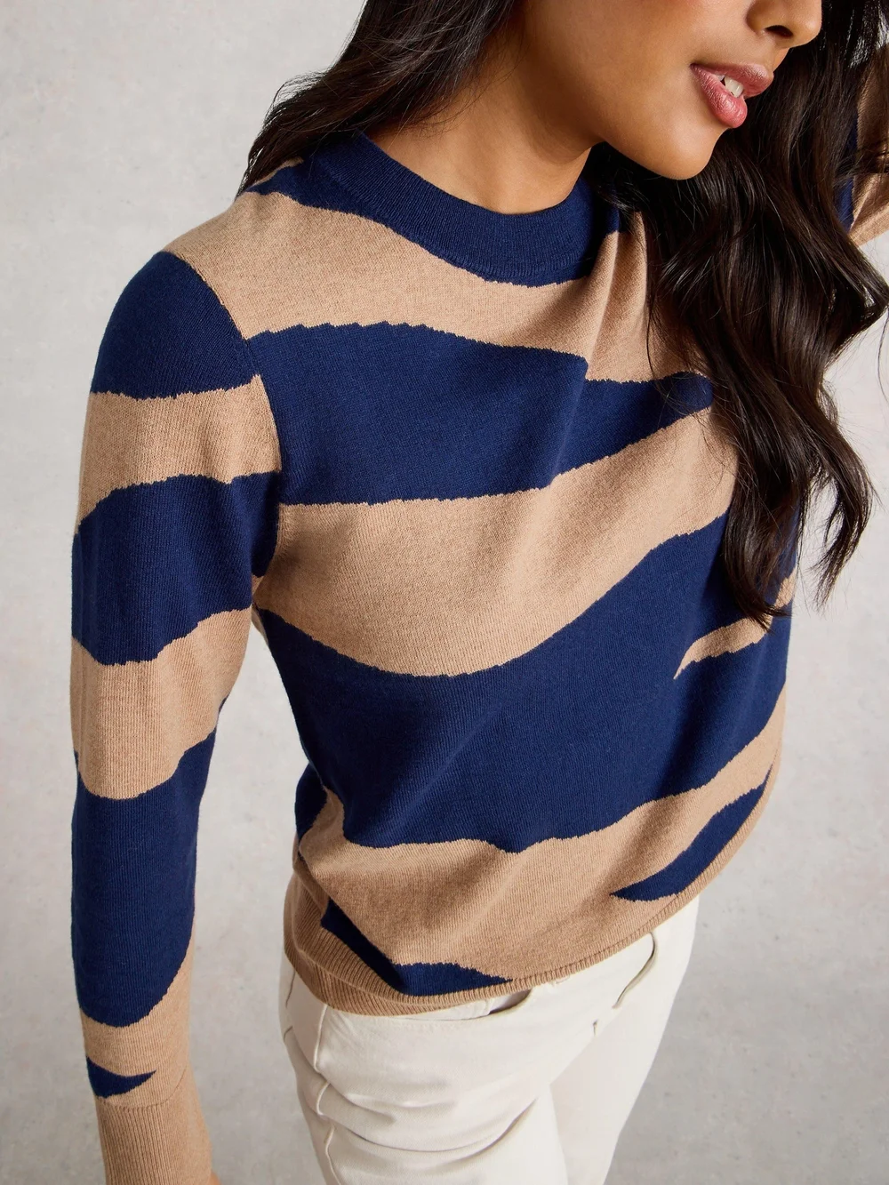 Pull Katie Abstract - Navy Pr - 52 Image 1