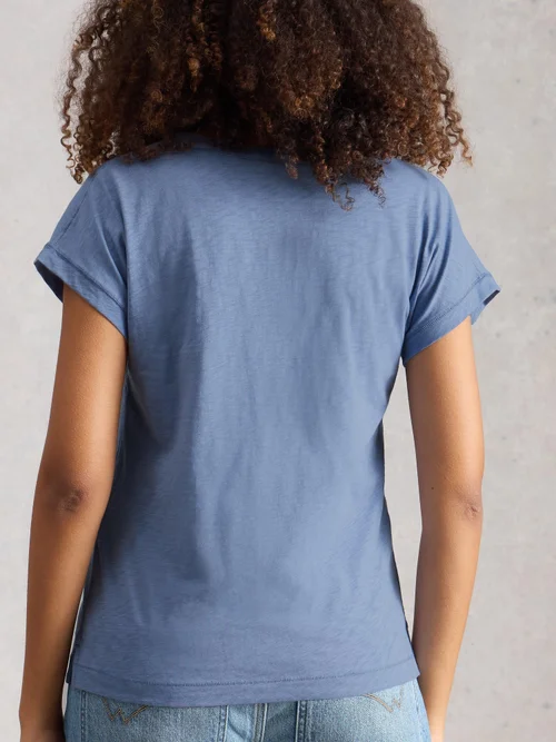 T-SHIRT À COL CASSÉ NINA - Mid Blue - 52 Image 4