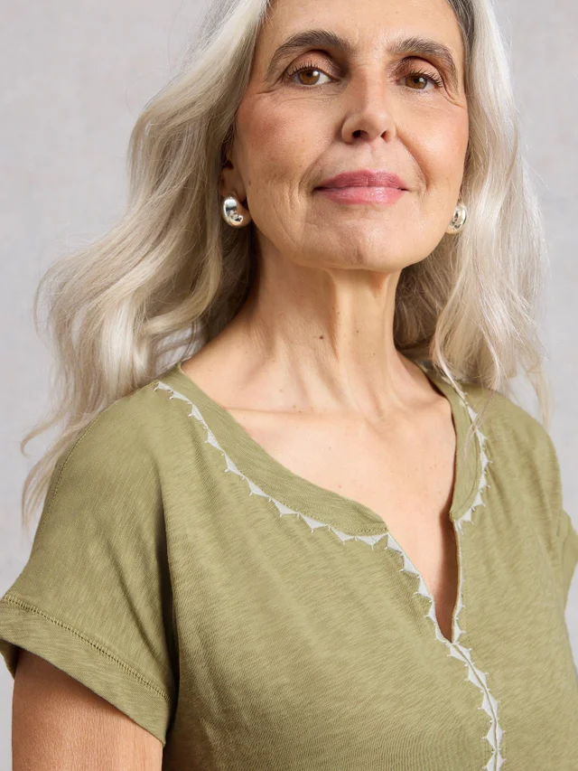 T-SHIRT BRODÉ NELLY PLAIN