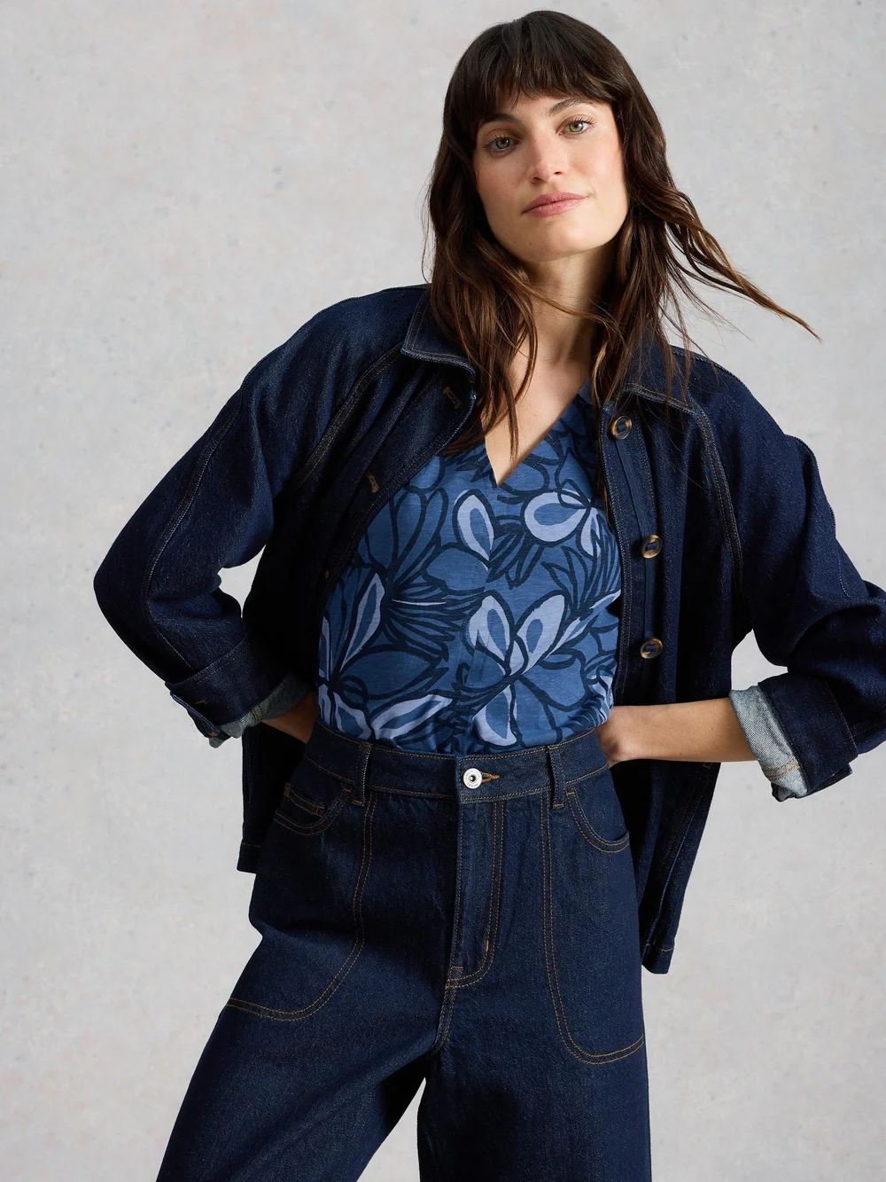 T-SHIRT NEVE À COL V - Blue Pr - 52 Image 1