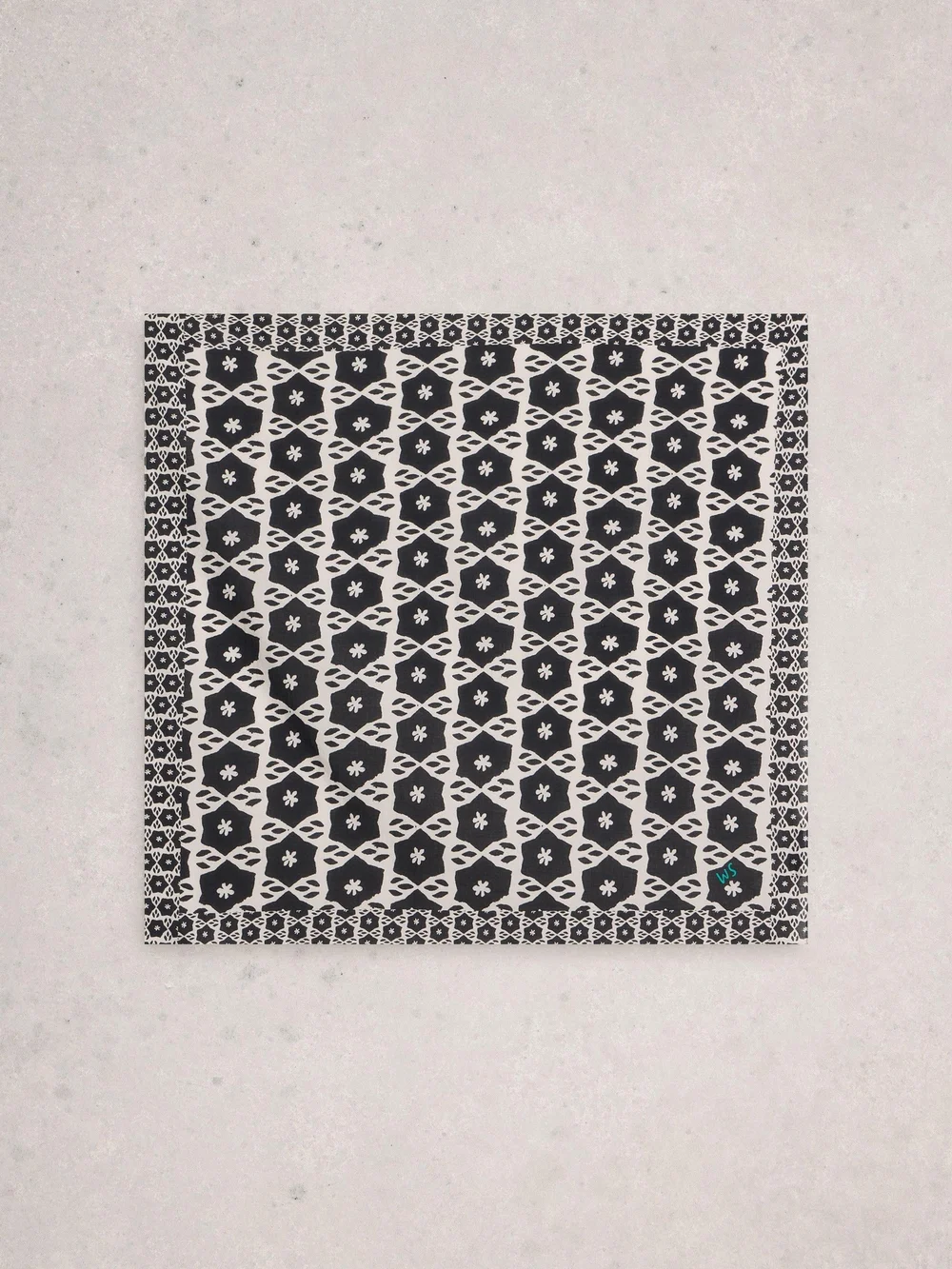 Foulard carré imprimé Ellie Image 1