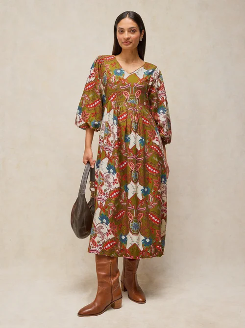 Robe Matilda - Green Mlt - 52/R Image 1