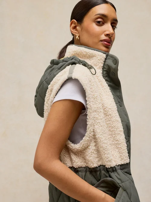 Vielseitige Steppjacke Alina mit Teddyfell - Khaki Grn - 46 Image 3