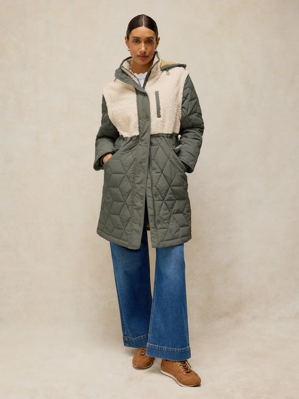 Vielseitige Steppjacke Alina mit Teddyfell - Khaki Grn - 46 Image 1